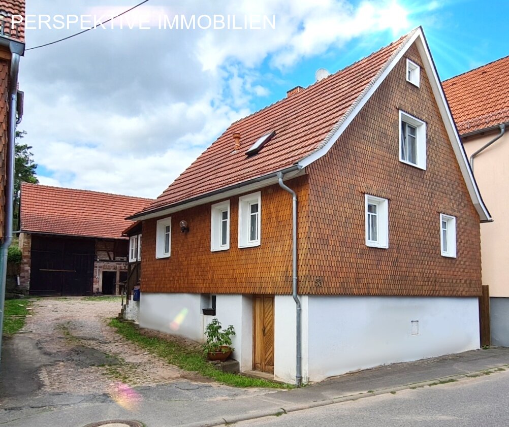 Anwesen mit ehemaligem Bauernhof und Gaststätte