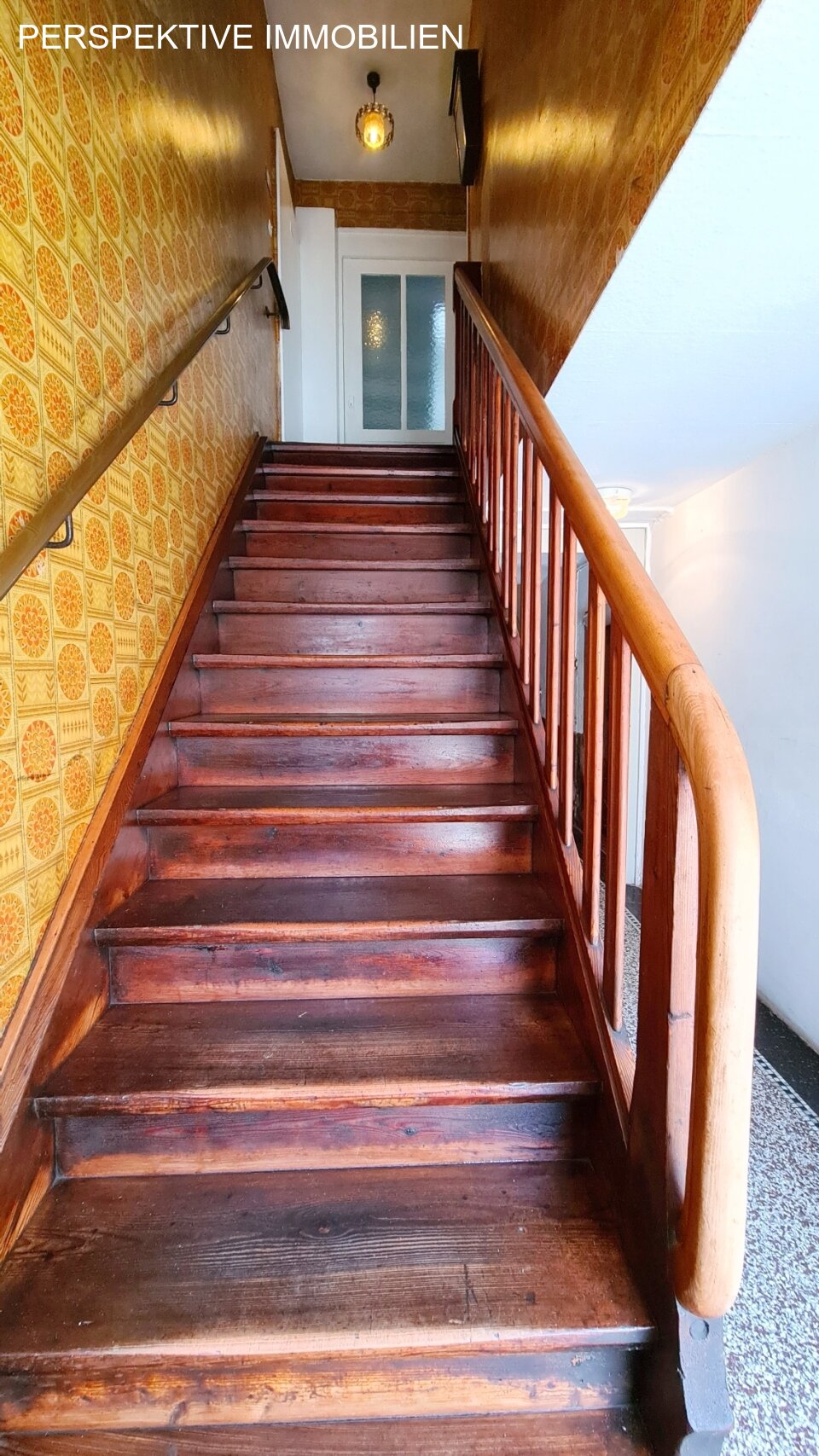 Anwesen mit ehemaligem Bauernhof und Gaststätte