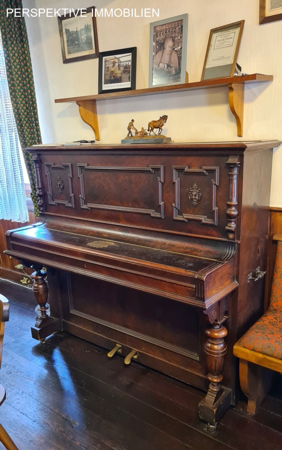 Anwesen mit ehemaligem Bauernhof und Gaststätte