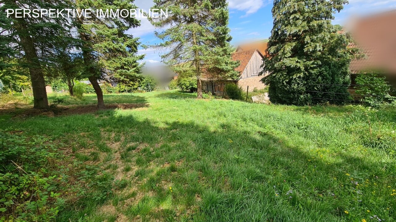 Anwesen mit ehemaligem Bauernhof und Gaststätte