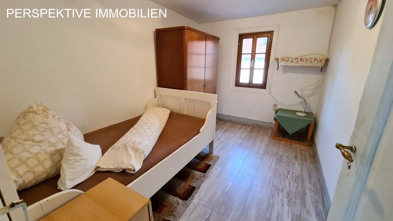 Anwesen mit ehemaligem Bauernhof und Gaststätte