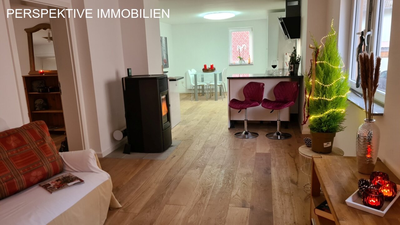 Erstbezug nach Sanierung - bezugsfertiges EFH mit ausbaubarer Scheune und Potential