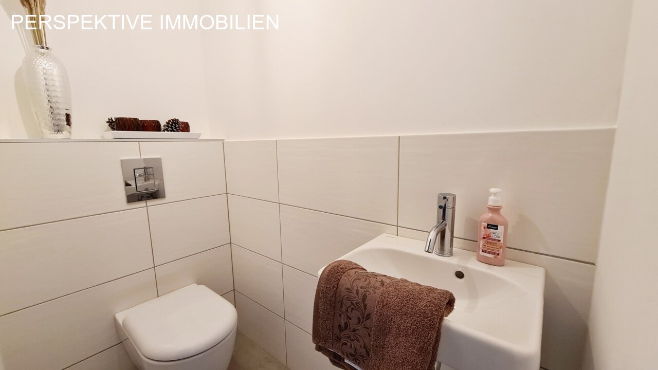 Erstbezug nach Sanierung - bezugsfertiges EFH mit ausbaubarer Scheune und Potential