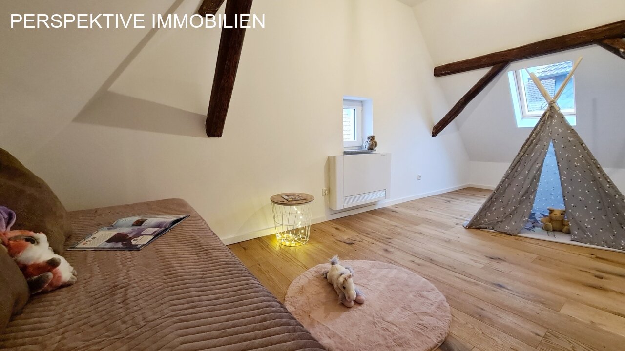 Erstbezug nach Sanierung - bezugsfertiges EFH mit ausbaubarer Scheune und Potential