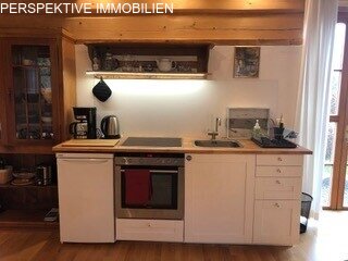 Einfamilien-Naturstammhaus mit 2 Einliegerwohnungen 