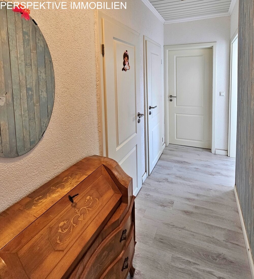 Einfamilienhaus mit großem Anbau - Generationenhaus - top modernisiert