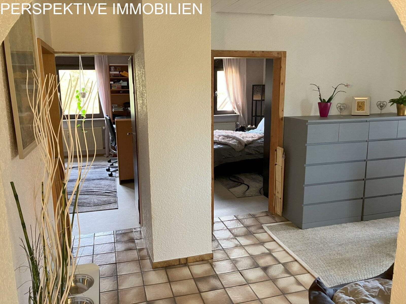 Großzügiges Haus mit Einliegerbereich für Familie u. Beruf