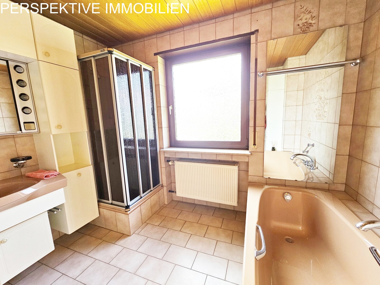 Ein Zuhause zum Verlieben * Zweifamilienhaus mit schönem Garten in toller Lage