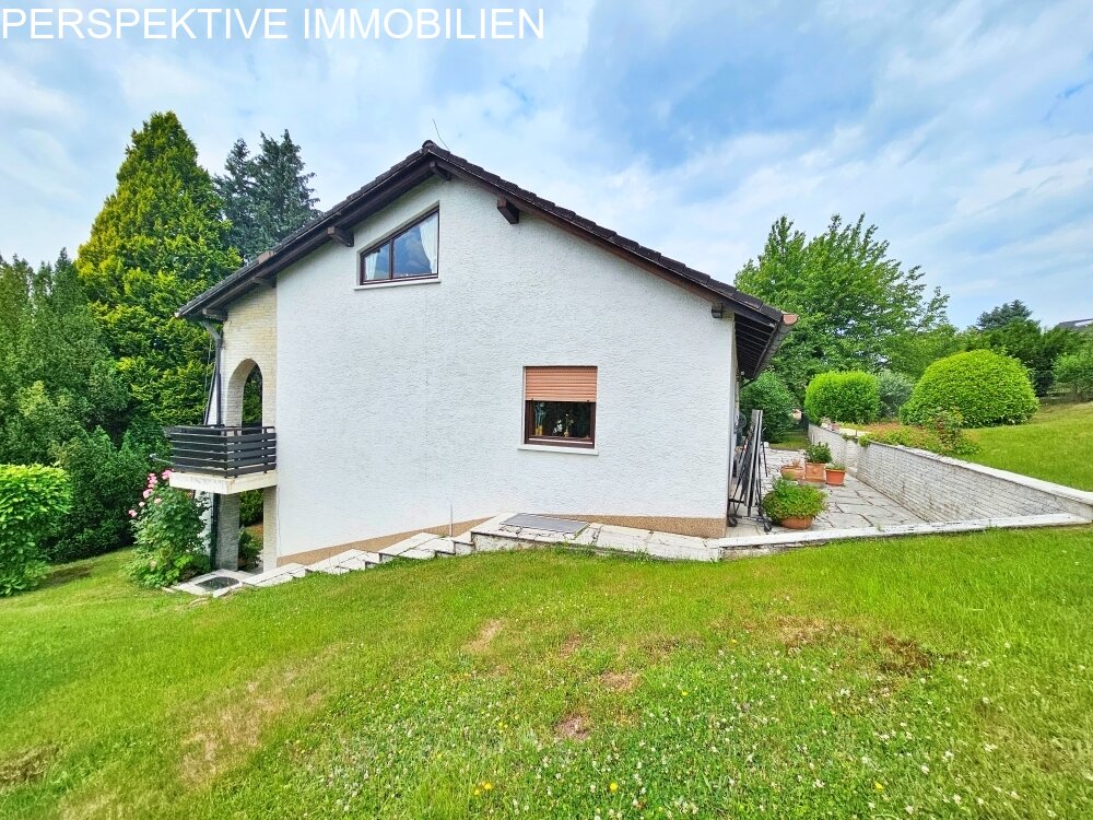 Großartiges Einfamilienhaus mit ELW in ruhiger Lage