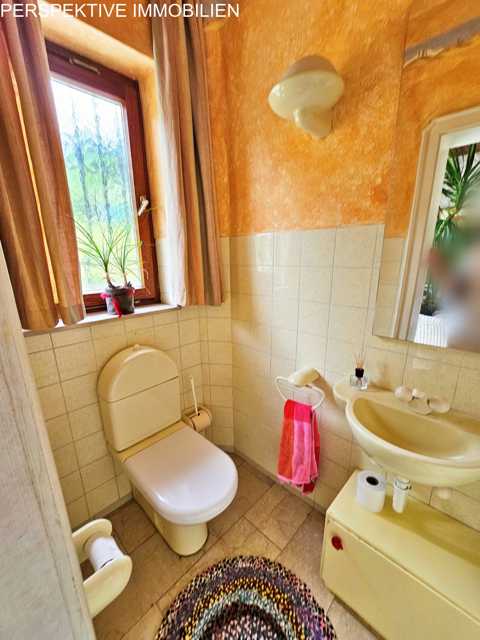 Großartiges Einfamilienhaus mit ELW in ruhiger Lage