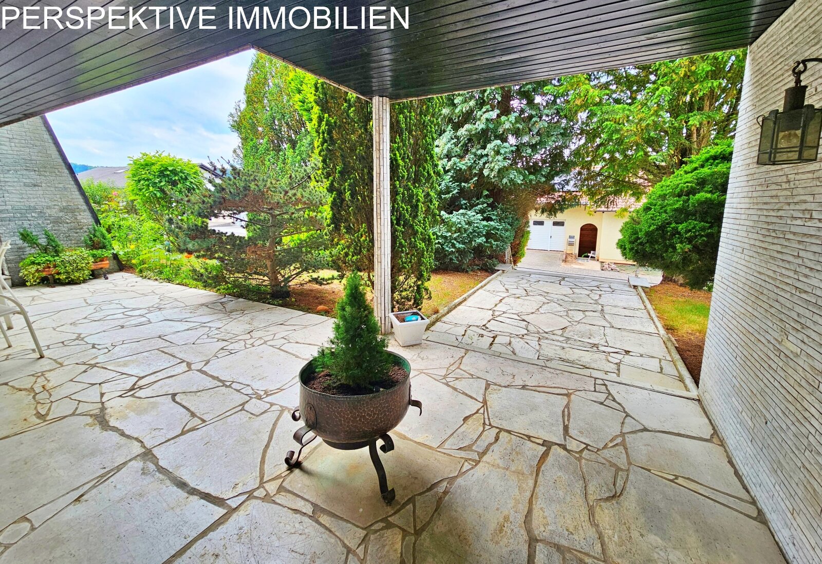 Großartiges Einfamilienhaus mit ELW in ruhiger Lage