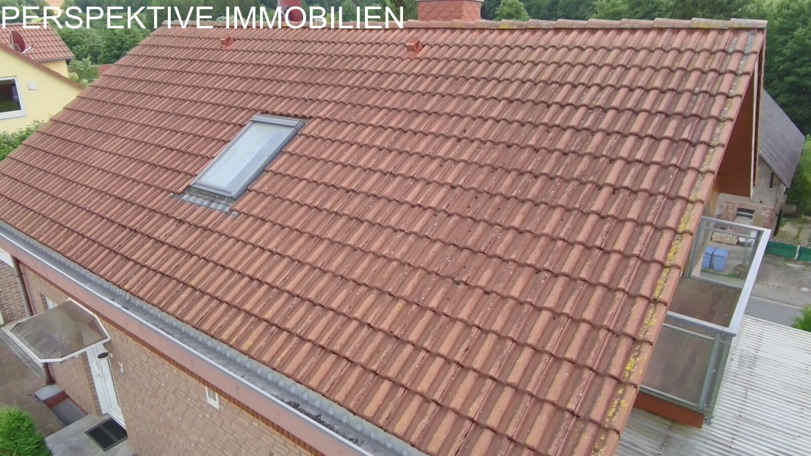 Modernes freistehendes 1-Familienhaus + Baugrundstück in ruhiger Lage