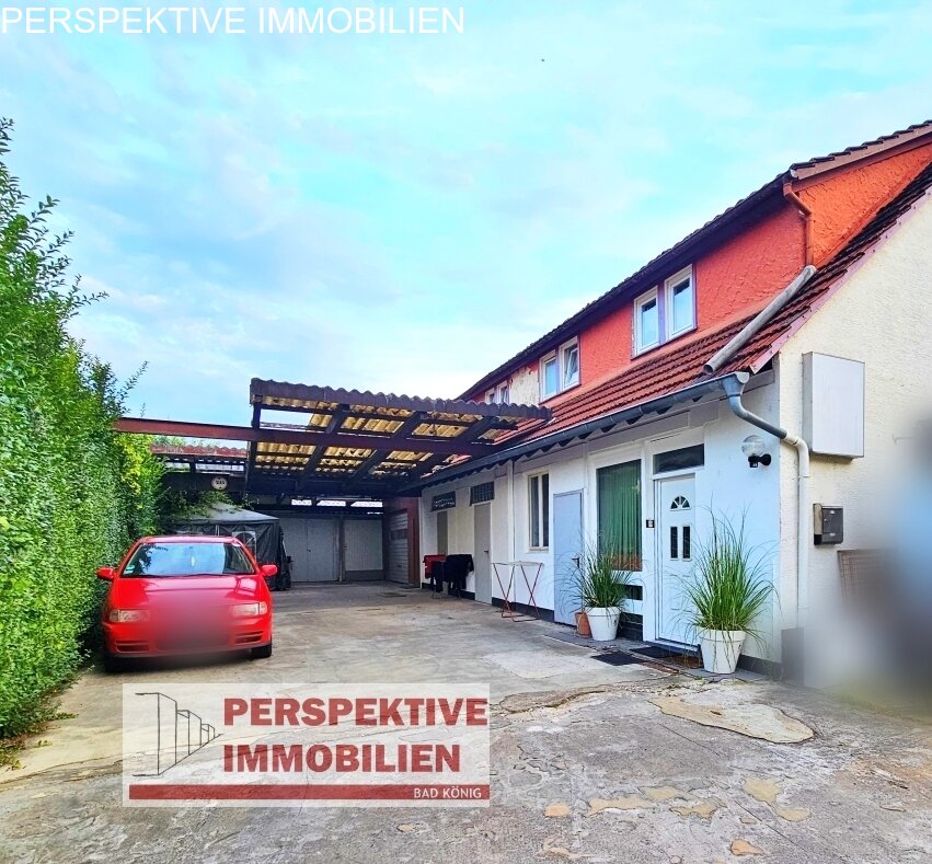 Einfamilienhaus mit Lagerräumen, Halle, Werkstatt etc.