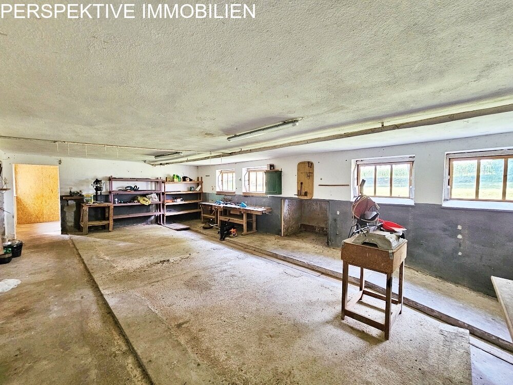 Anwesen  mit viel Potenzial - Aussiedlerhof in idyllischer Alleinlage