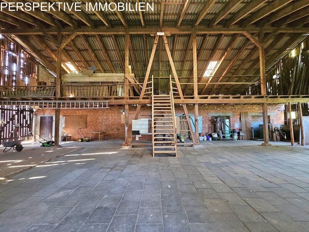 Anwesen  mit viel Potenzial - Aussiedlerhof in idyllischer Alleinlage