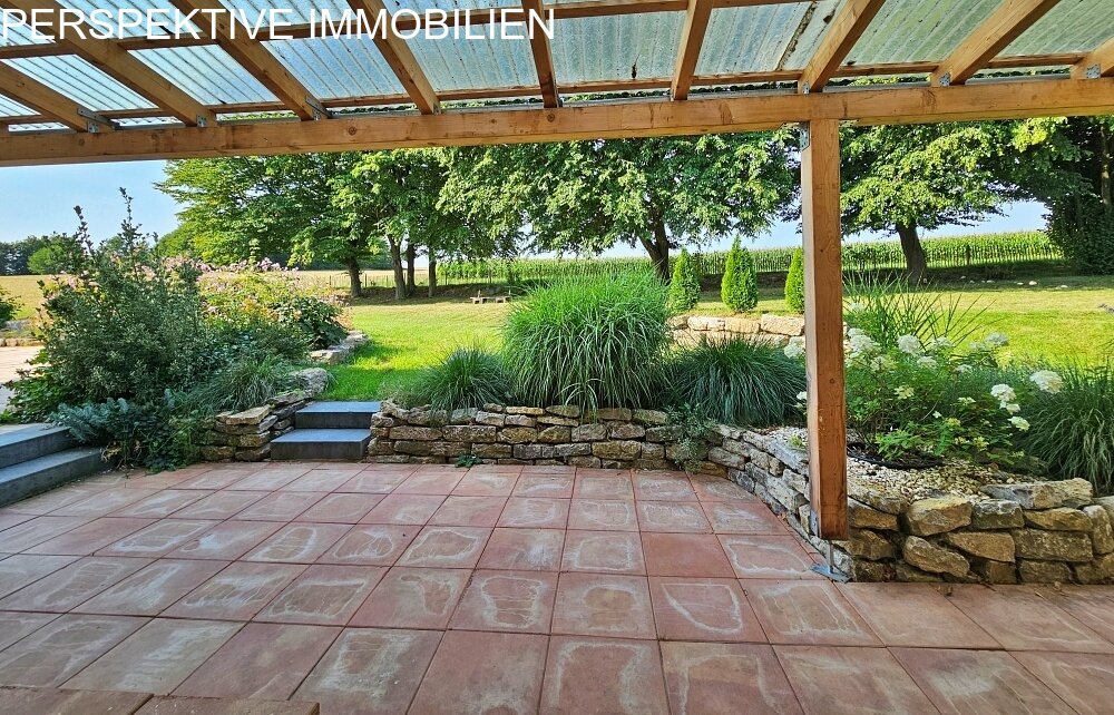 Anwesen  mit viel Potenzial - Aussiedlerhof in idyllischer Alleinlage