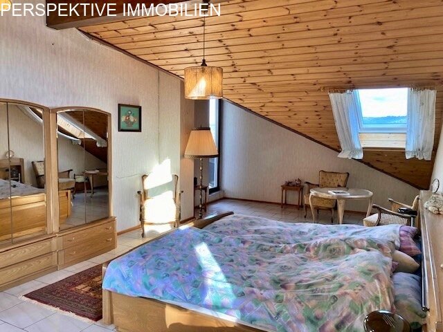 Mediterranes Lebensgefühl im großzügigen Architektenhaus mit ELW