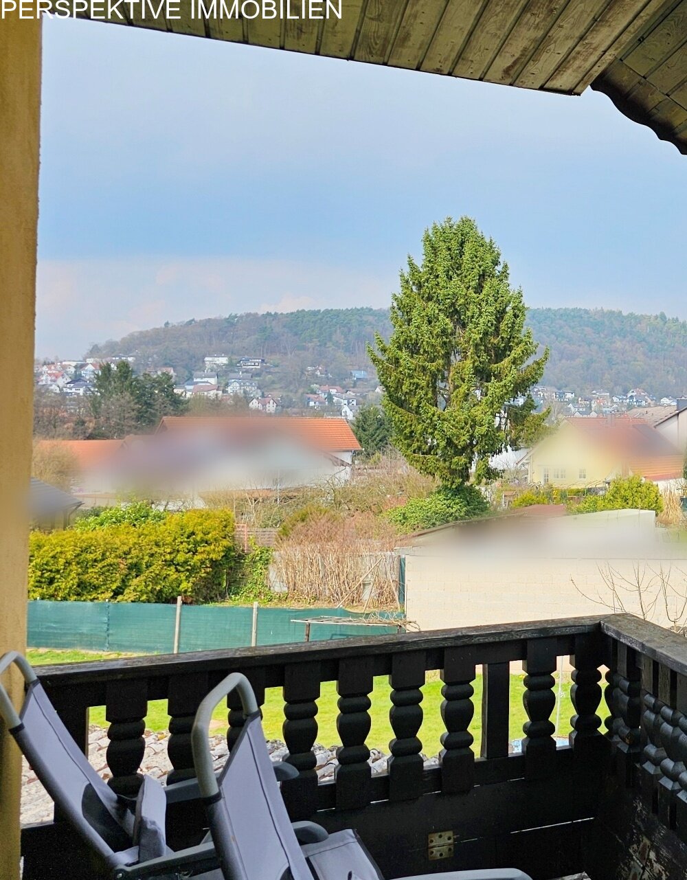 Geräumiges Ein- bis Zweifamilienhaus in zentraler Lage von Höchst i. Odw.