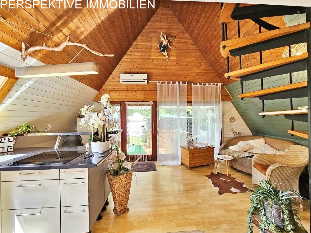 RESERVIERT - Nurdachhaus mit schönem Garten am Tor zum Odenwald 