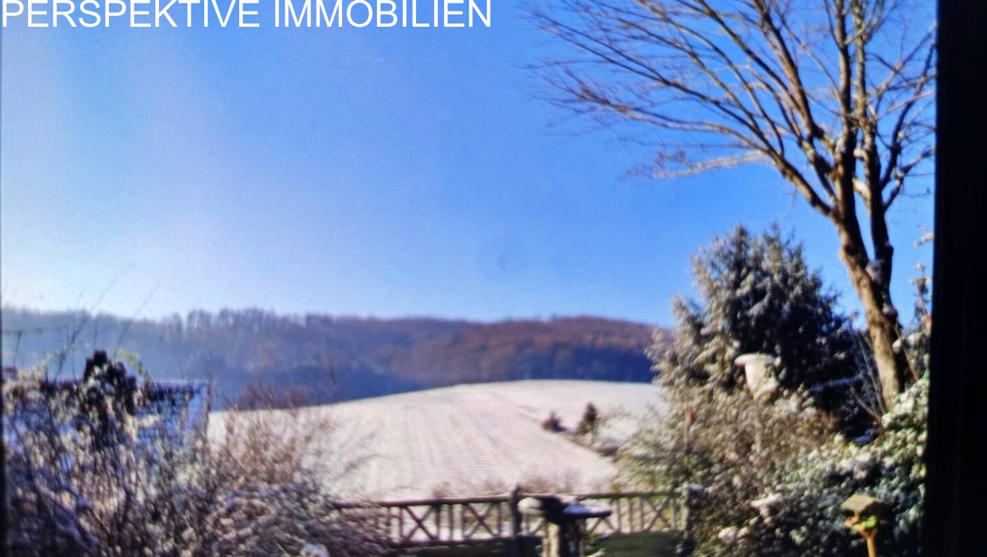 RESERVIERT - Nurdachhaus mit schönem Garten am Tor zum Odenwald 