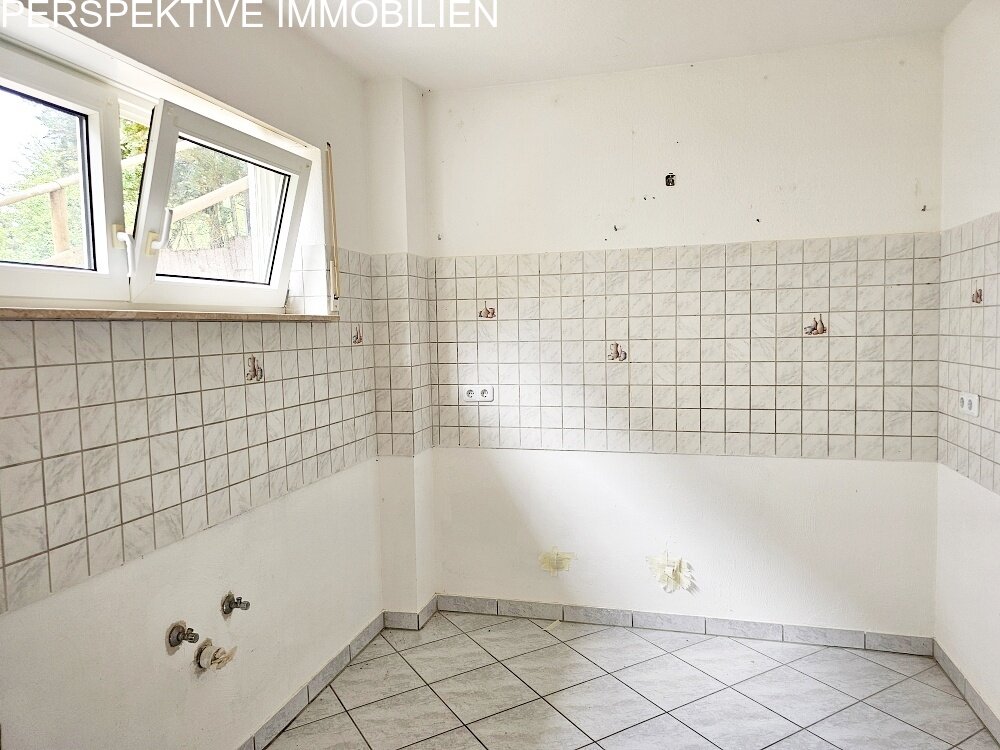 Großzügige Doppelhaushälfte mit Einliegerwohnung in ruhiger Lage von Nieder-Kinzig