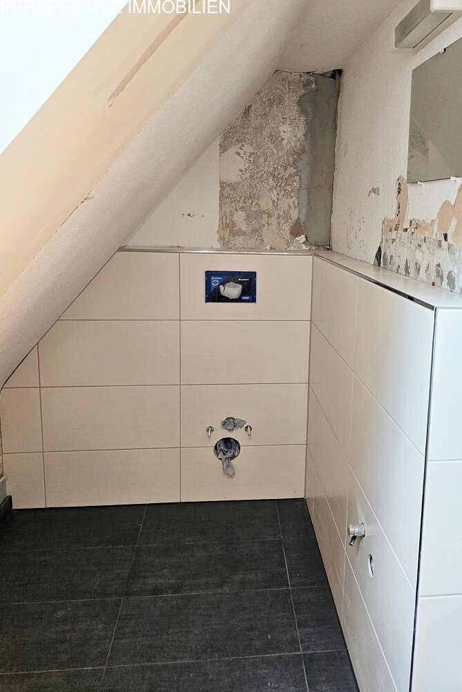 Handwerker aufgepasst - Charmantes Fachwerkhaus mit neuem Dach und Ausbaupotenzial in Unter-Mossau