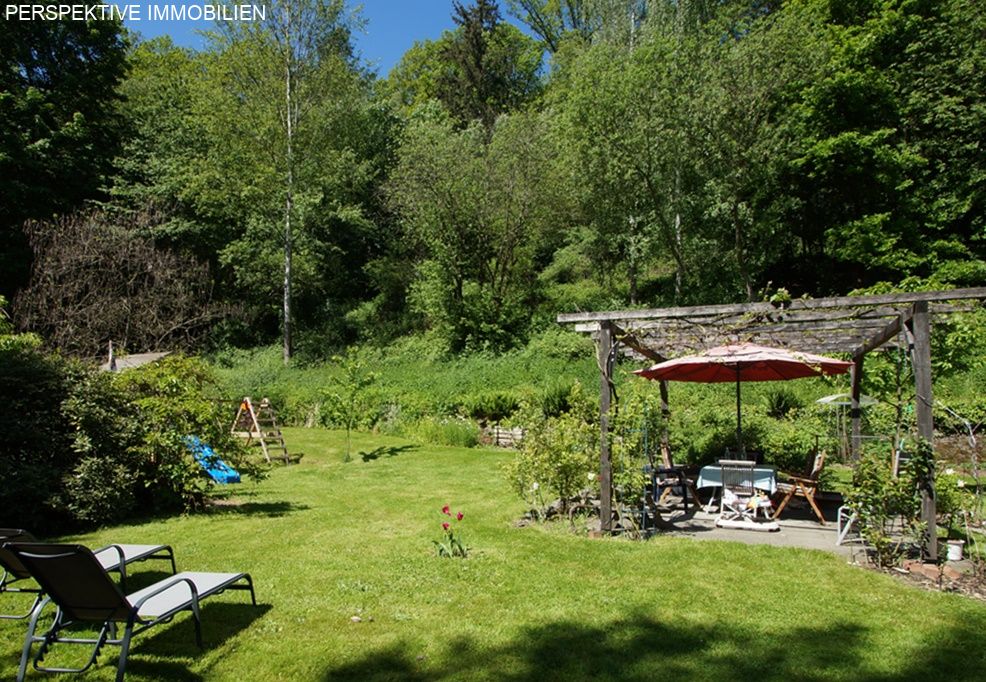 Ein Gründerzeitschmuckstück mit tollem Garten, komplett saniert
