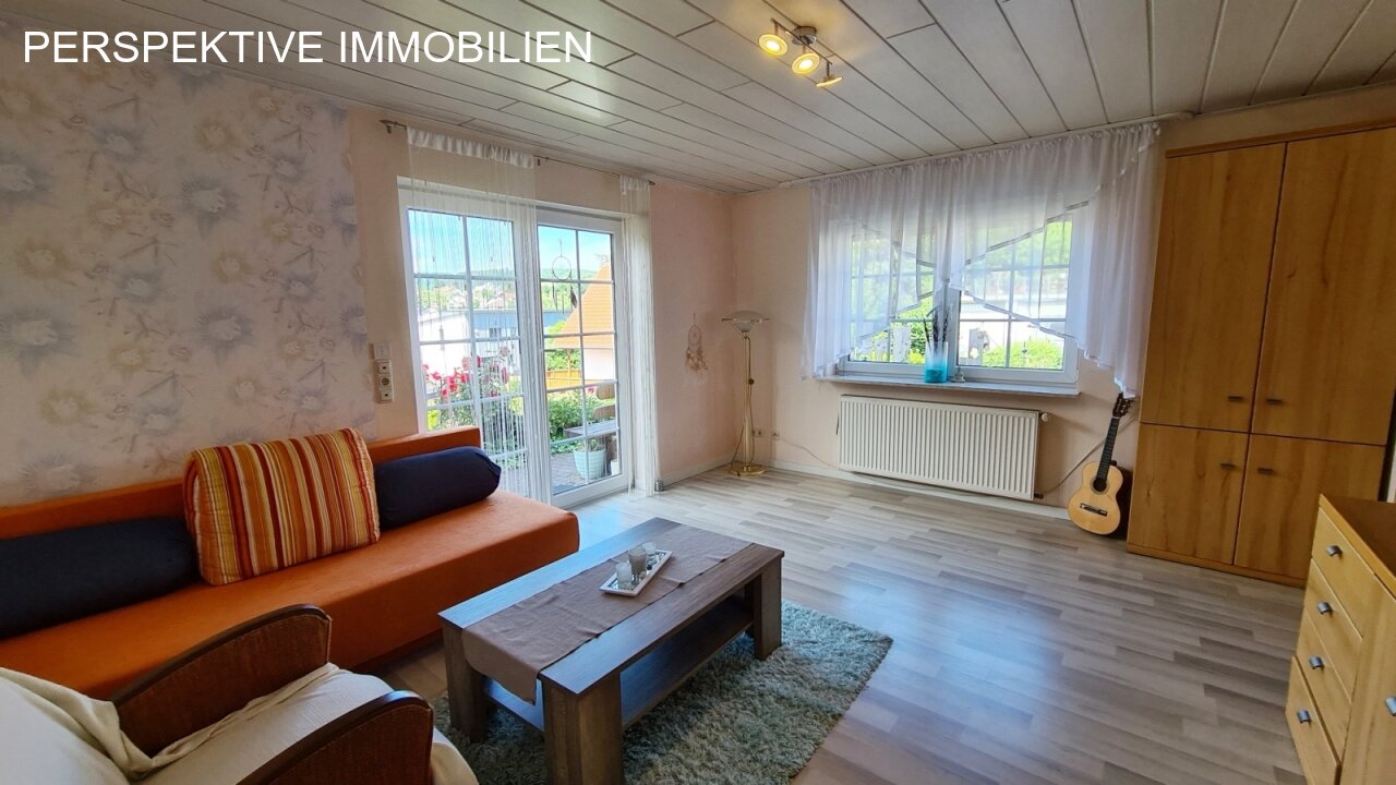 Romantisches Einfamilienhaus mit Einliegerwohnung und traumhaftem Garten