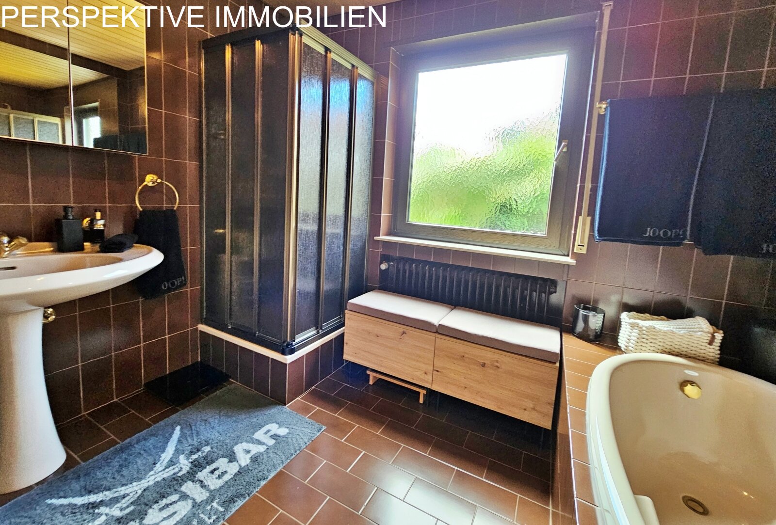Badezimmer EG