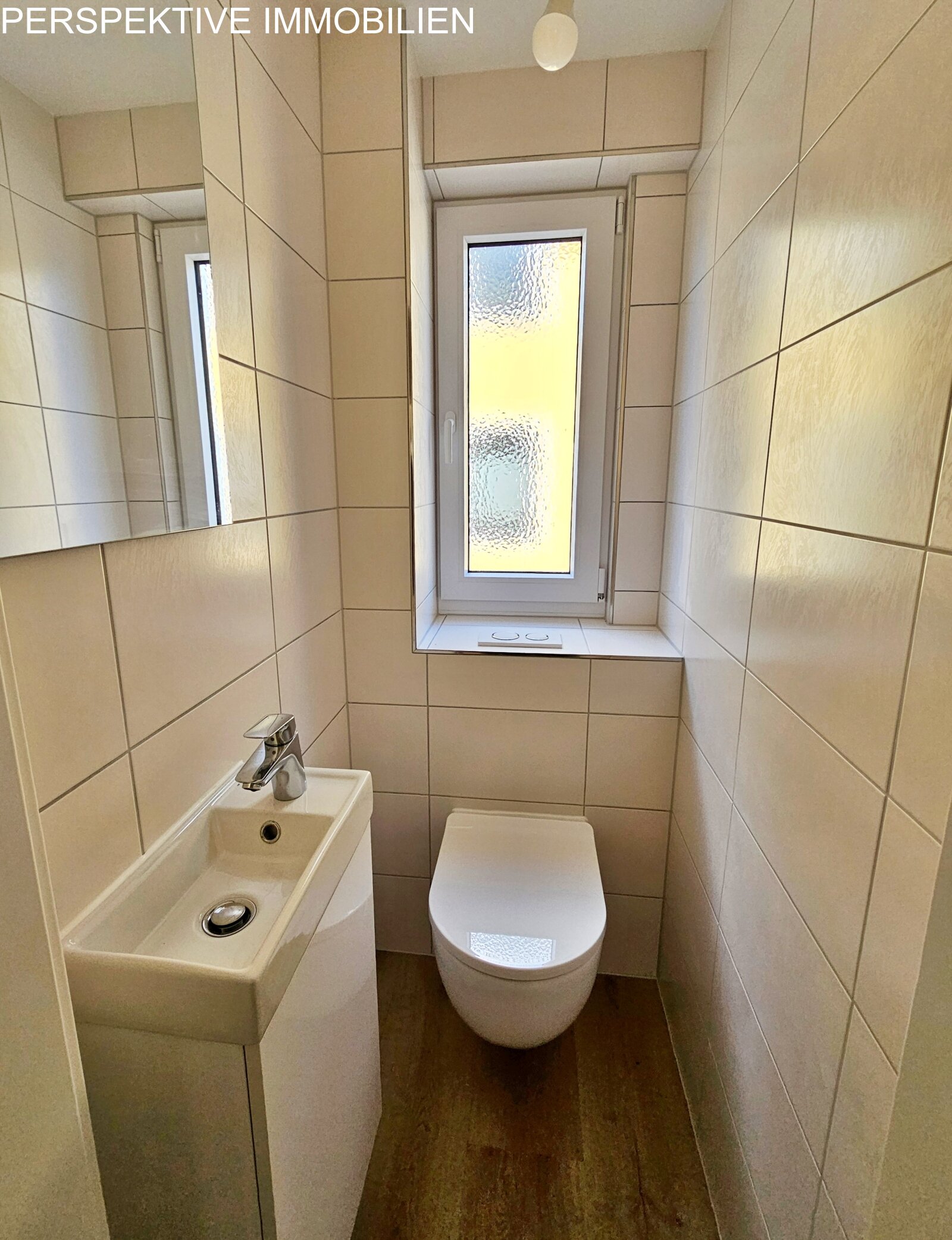 WC WC
