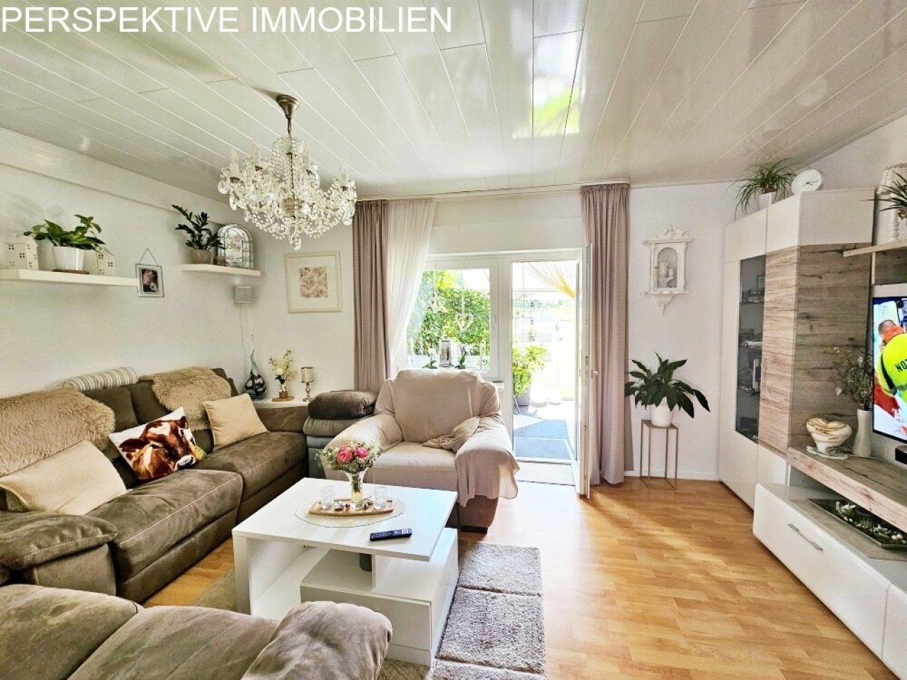 Wohnzimmer  EG