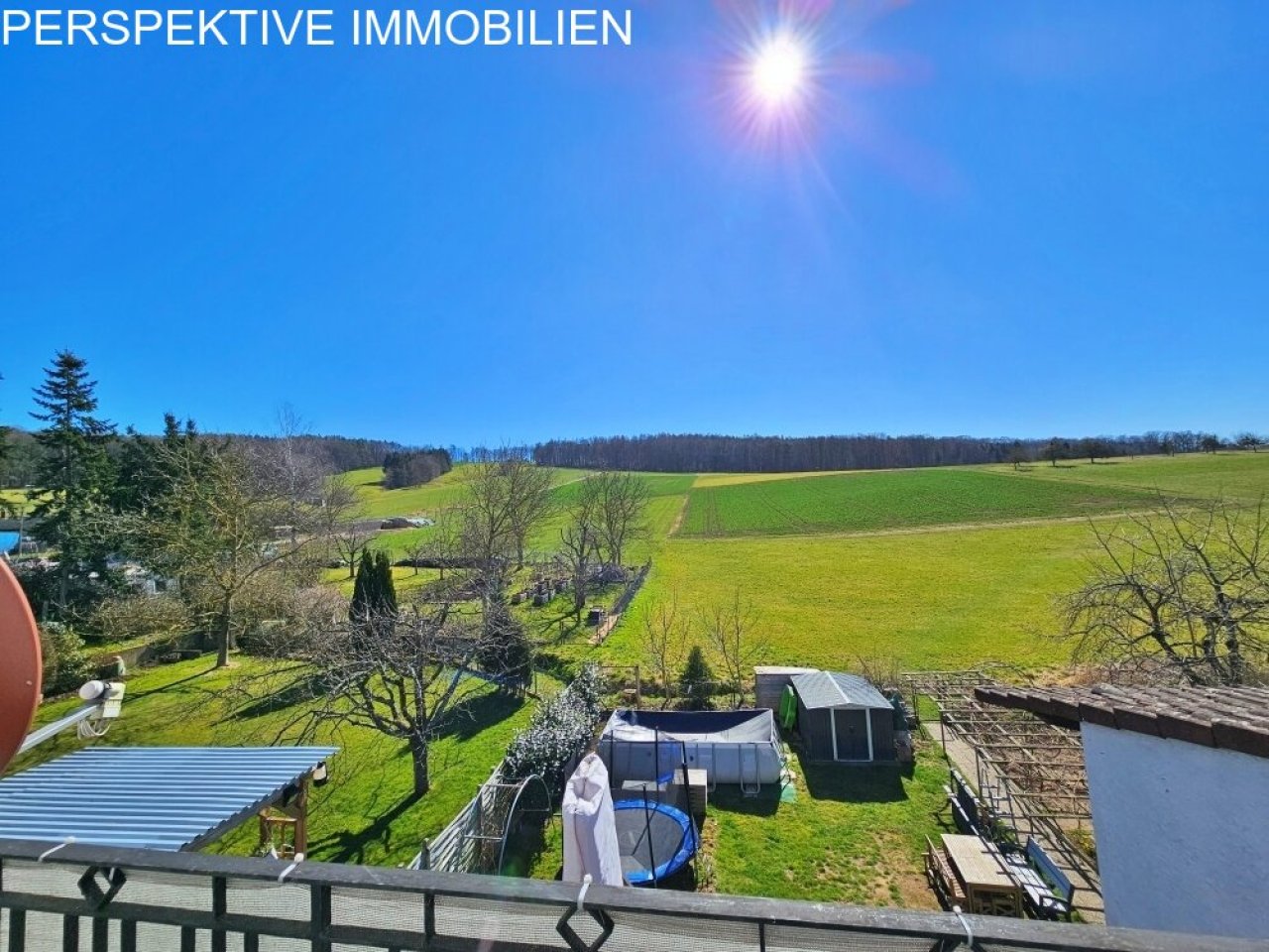 Aussicht Balkon HH OG Aussicht Balkon HH OG